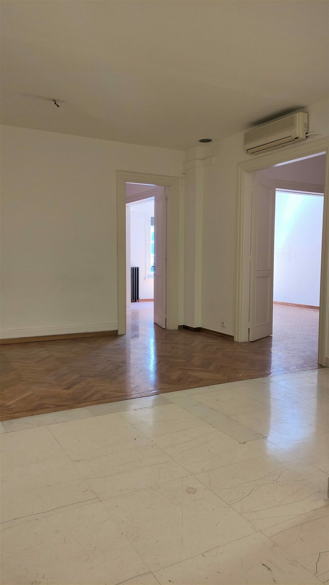 Apartment in Sunoikia Kolonakiou, 1st District of Athens, Athens 1 - 18732240