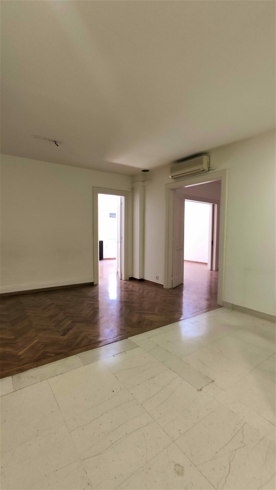 Apartment in Sunoikia Kolonakiou, 1st District of Athens, Athens 4 - 18732240