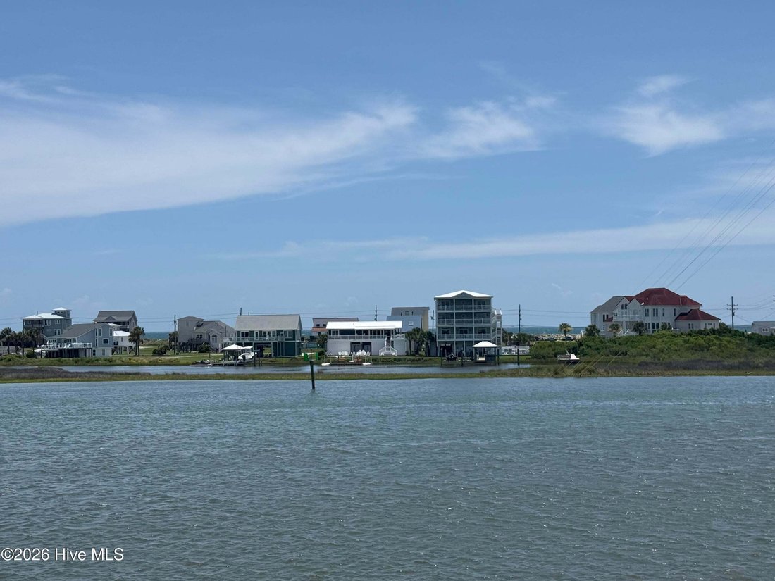House in North Topsail Beach, North Carolina, United States 5 - 18735666