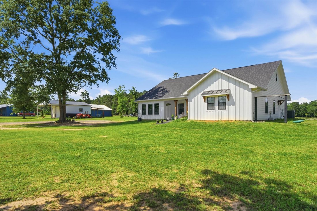 House in Livingston, Texas, United States 4 - 18732880