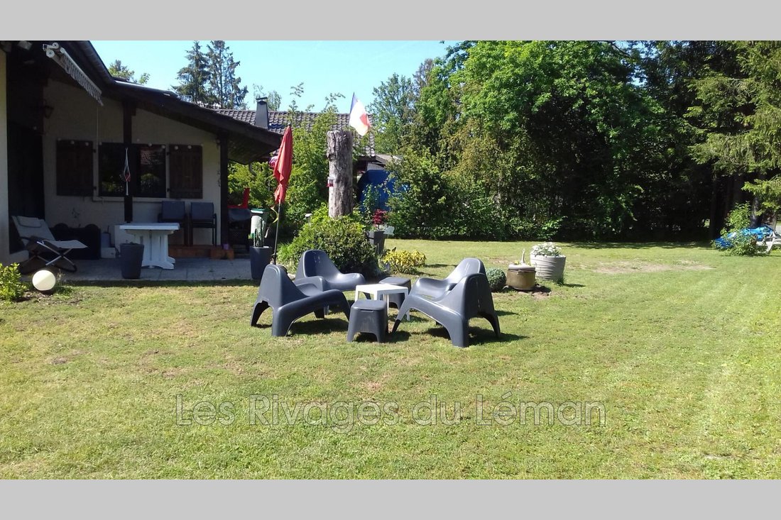 Villa in Sciez, Auvergne-Rhone-Alpen, Frankreich 2 - 18733202