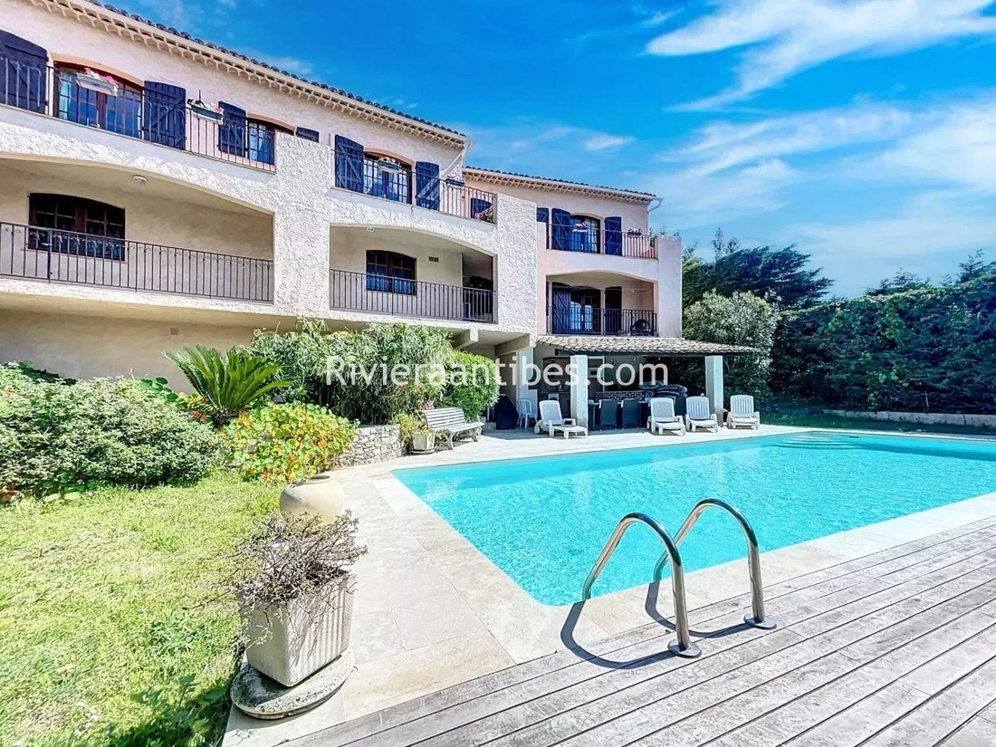 Casa en Cannes, Provenza-Alpes-Costa Azul, Francia 1 - 15675454