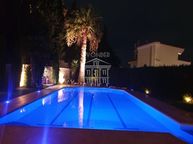 Villa en Glifada, Ática, Grecia 1 - 18735997