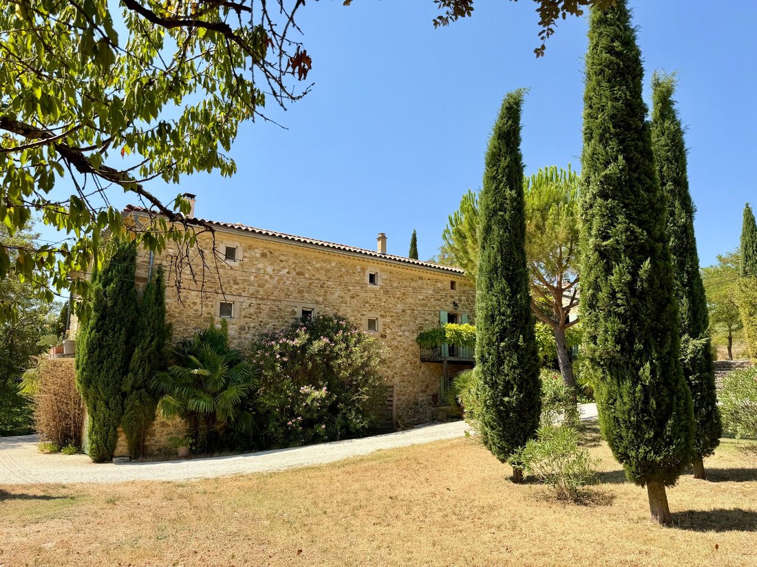 Casa a Sabran, Occitania, Francia 2 - 18736498
