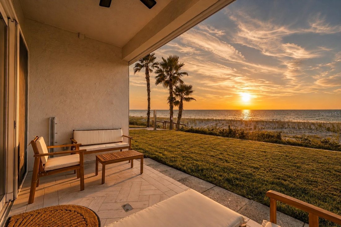 Condominio en Belleair Beach, Florida, Estados Unidos 1 - 18735077