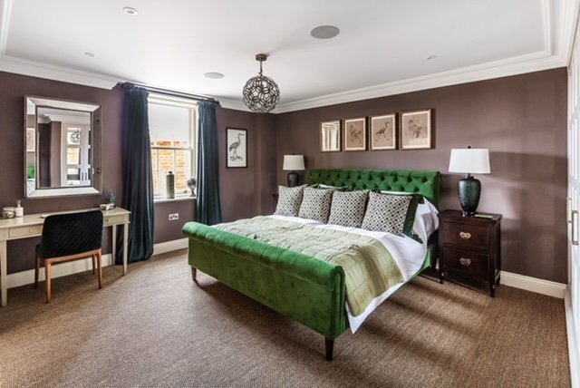 Haus in Surrey, England 4 - 18732033