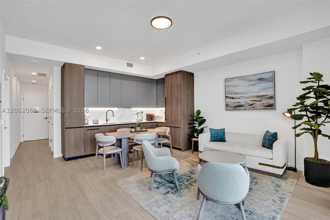 Condo in Miami Beach, Florida, United States 5 - 18736223