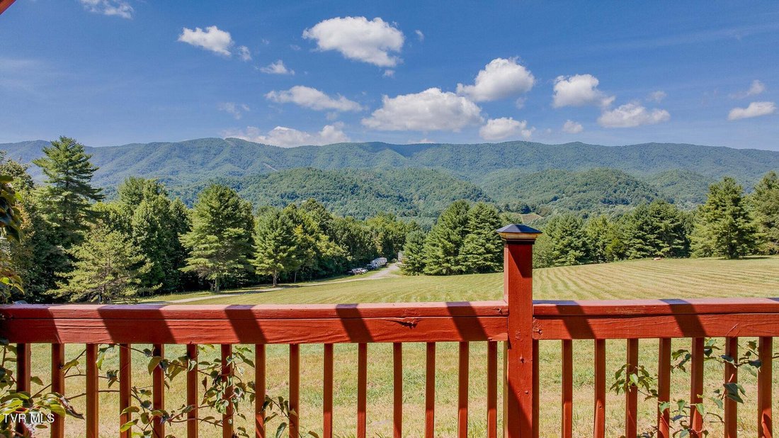 House in Mountain City, Tennessee, United States 3 - 18734971