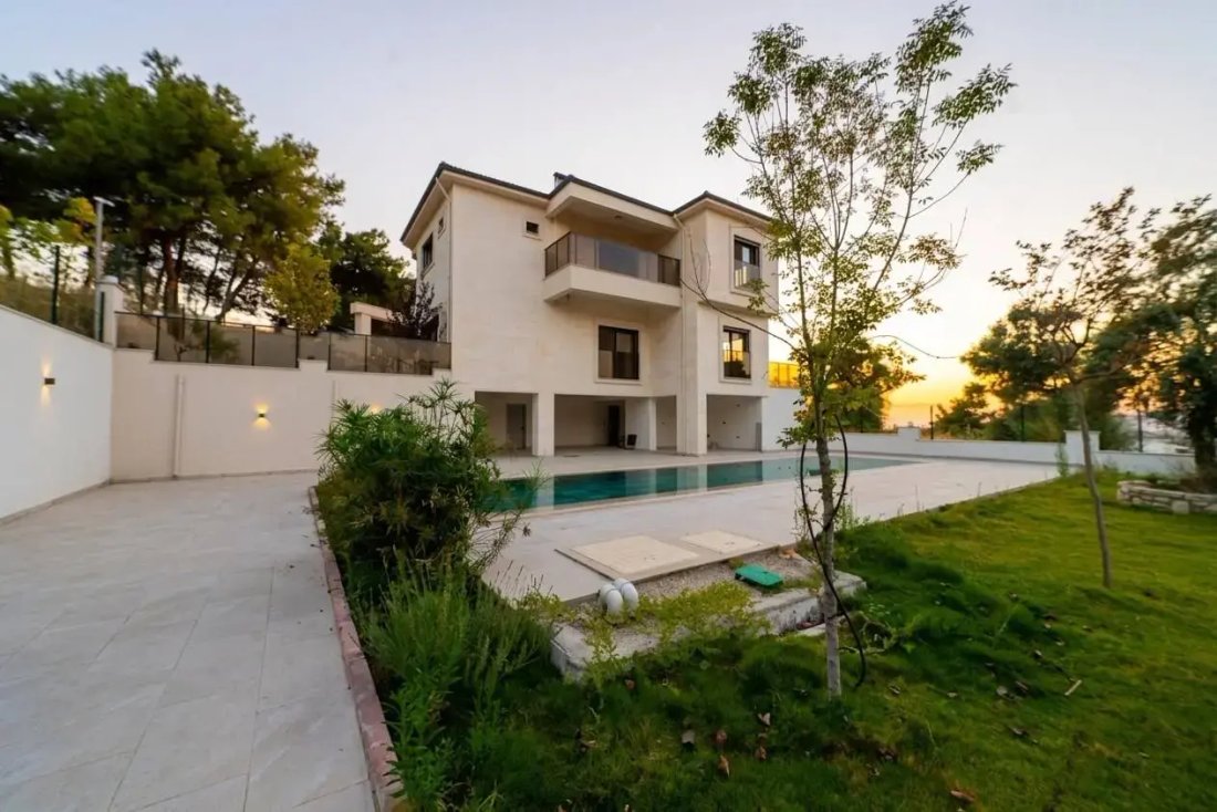 Maison à Aydın, Aydın, Turquie 2 - 18732649