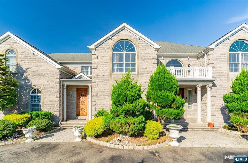 House in Marlboro Township, New Jersey, United States 1 - 18735307