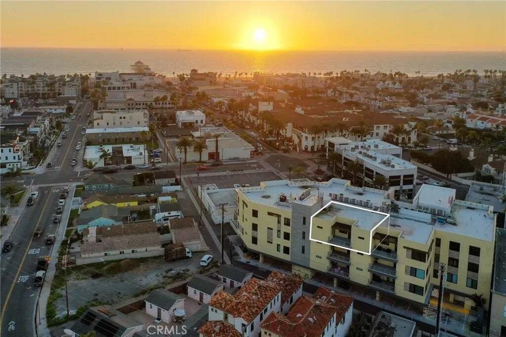 Condo in Huntington Beach, California, United States 2 - 17606958