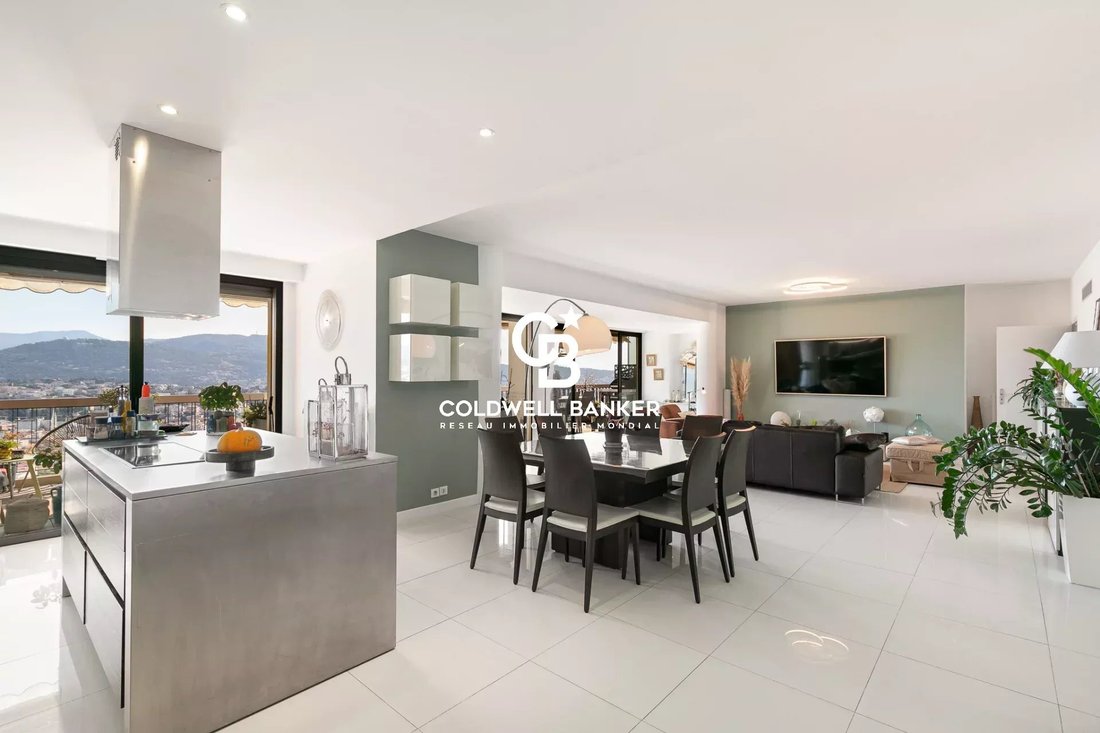 Appartement à Nice, Provence-Alpes-Côte d'Azur, France 4 - 18733511