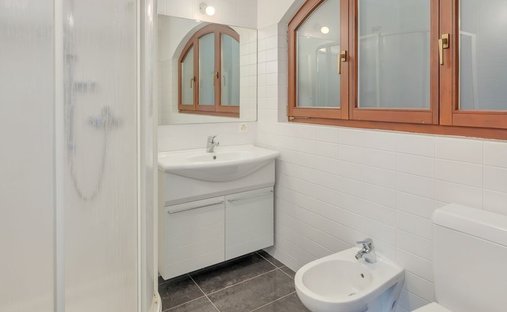 Casa en Collina d'Oro, Cantón del Tesino, Suiza 1