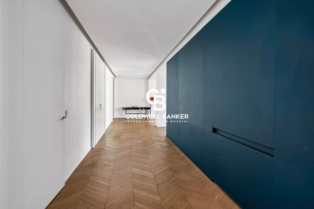 Apartment in Porte Dauphine, Paris 16e Arrondissement, Paris 2 - 18733647
