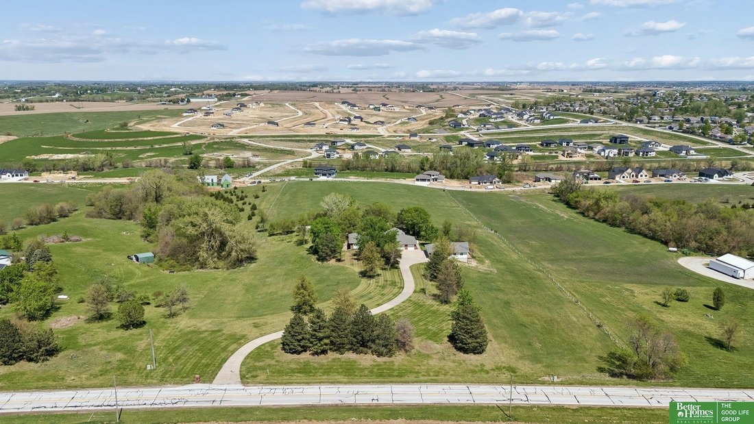 House in Gretna, Nebraska, United States 4 - 18731738