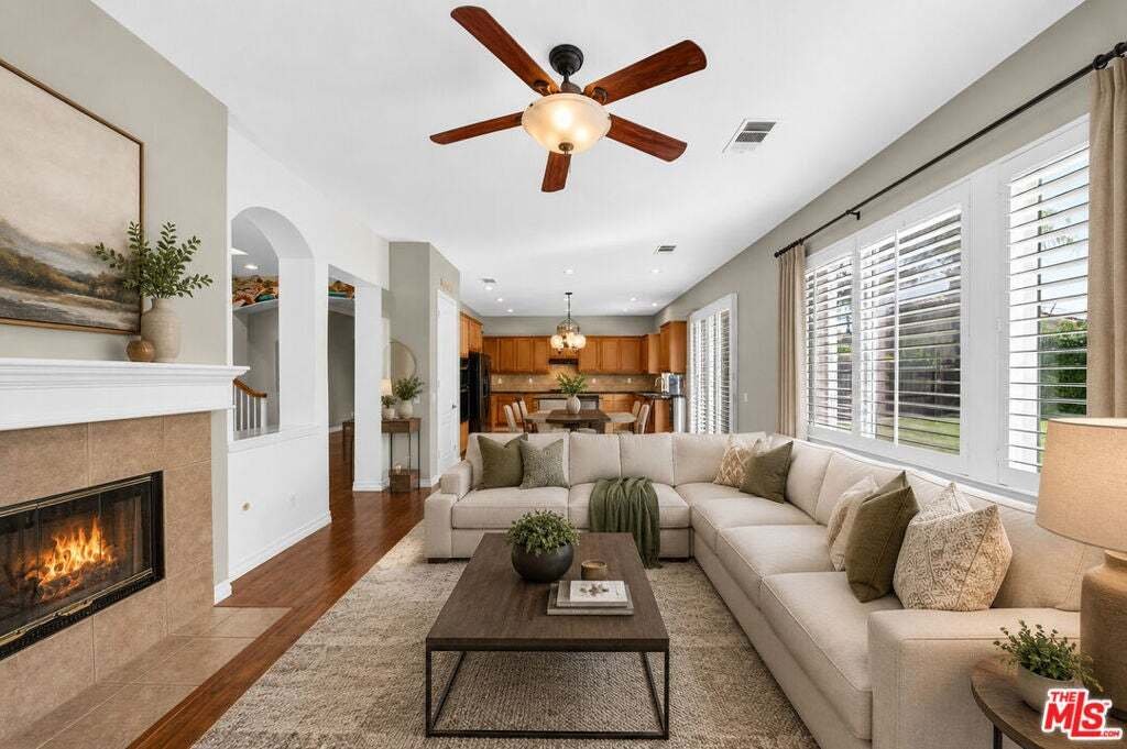 Casa en Santa Clarita, California, Estados Unidos 4 - 18731770