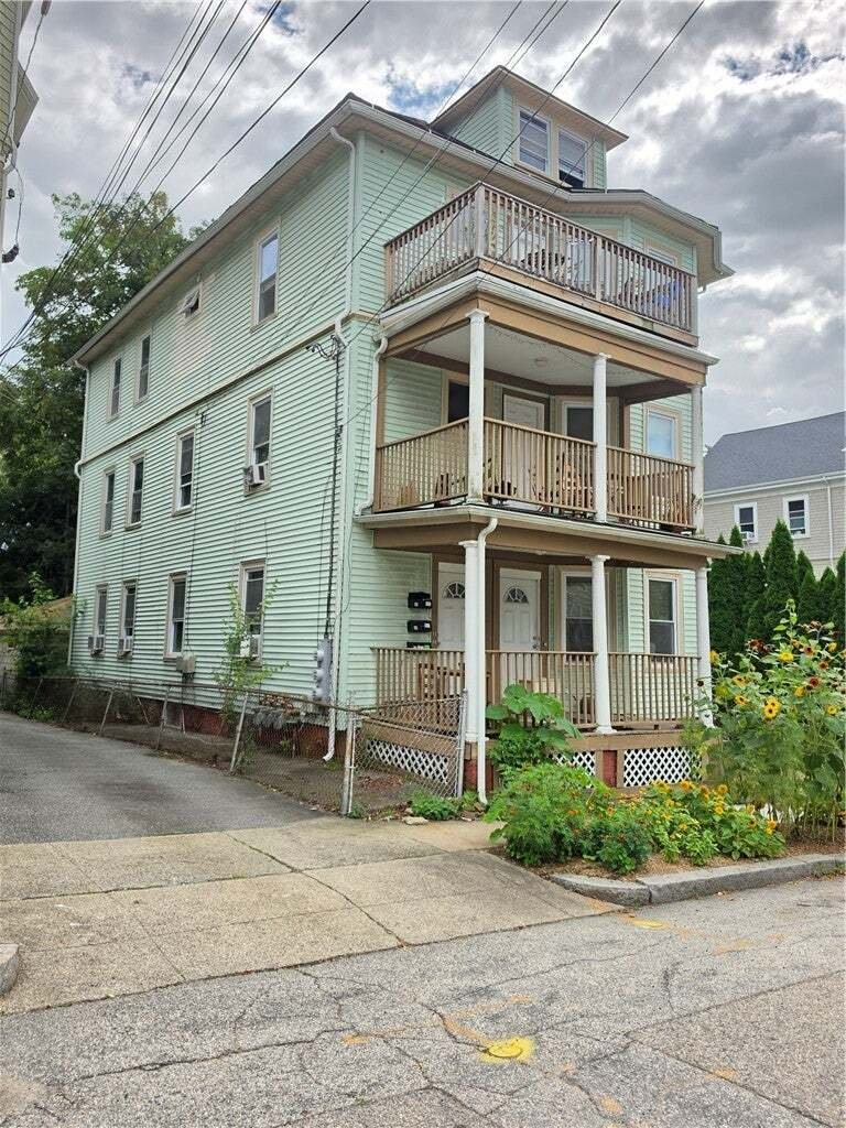Providence, Rhode Island, United States 2 - 18734583