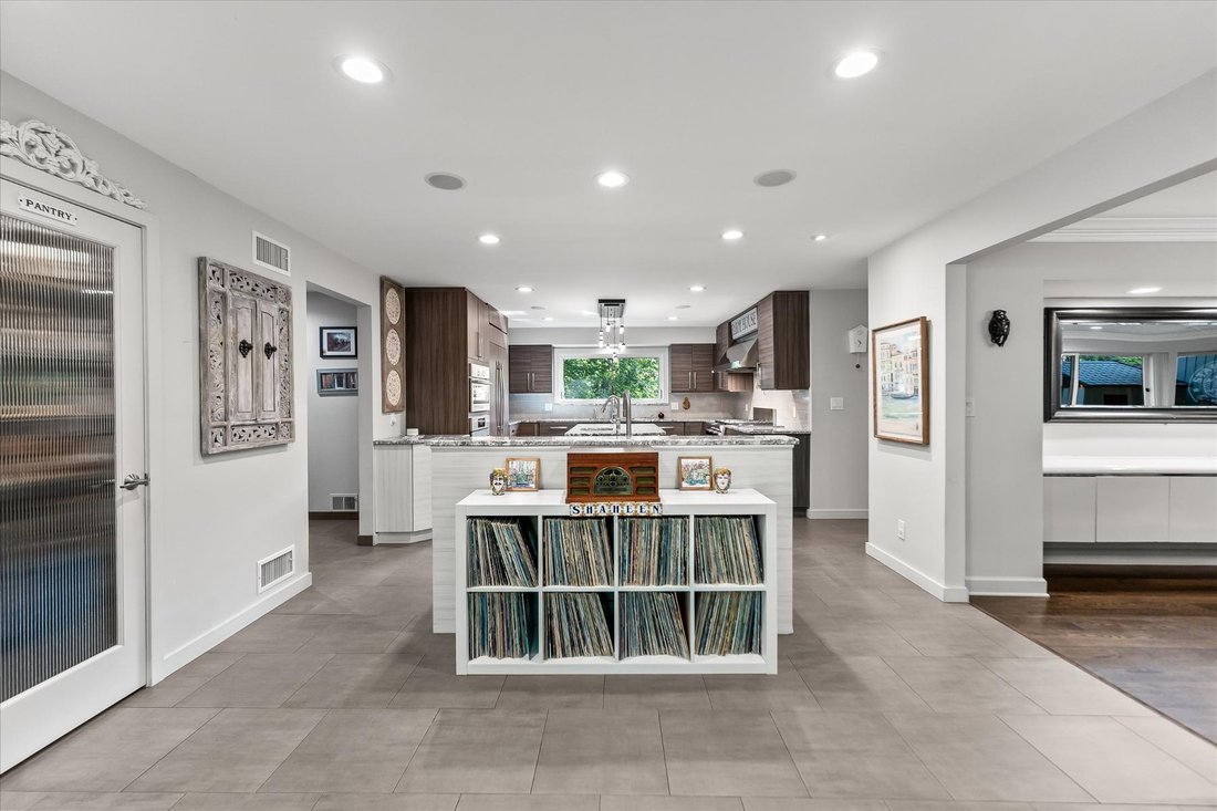 Casa en Farmington Hills, Míchigan, Estados Unidos 5 - 18733567