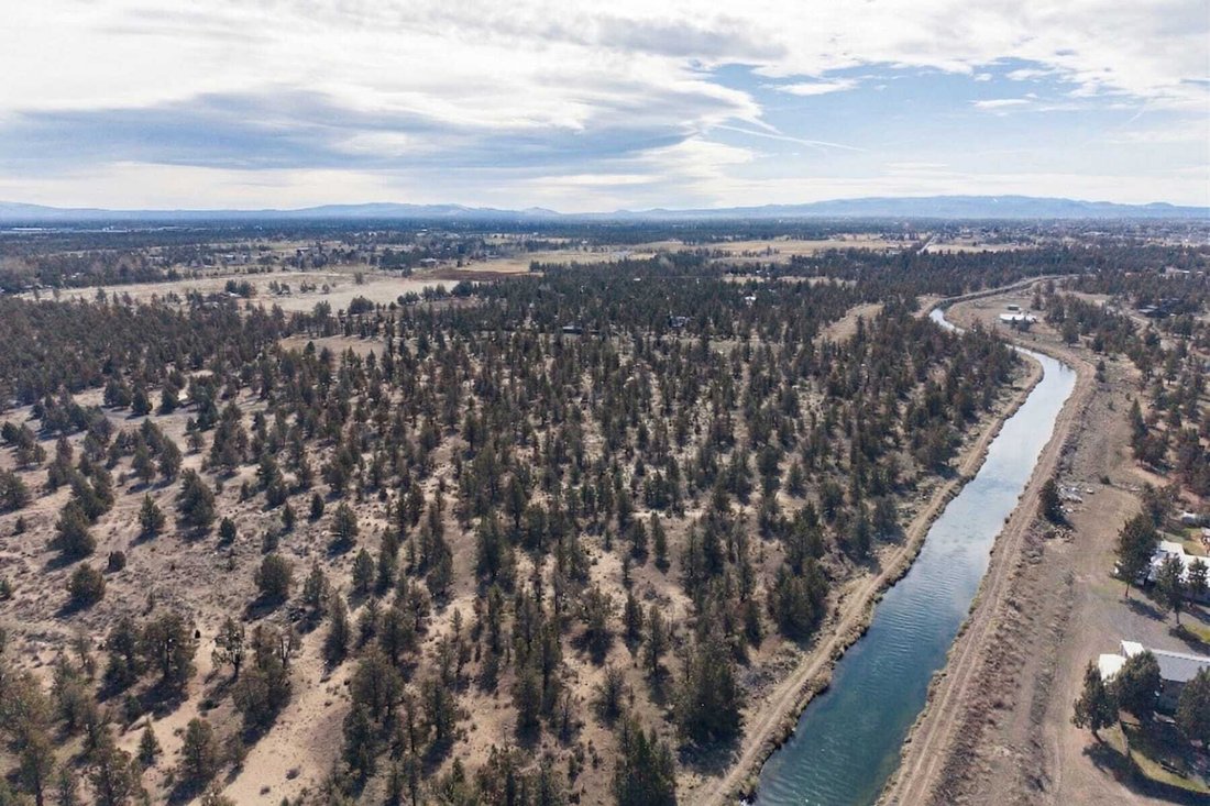 Land in Bend, Oregon, United States 2 - 17477862