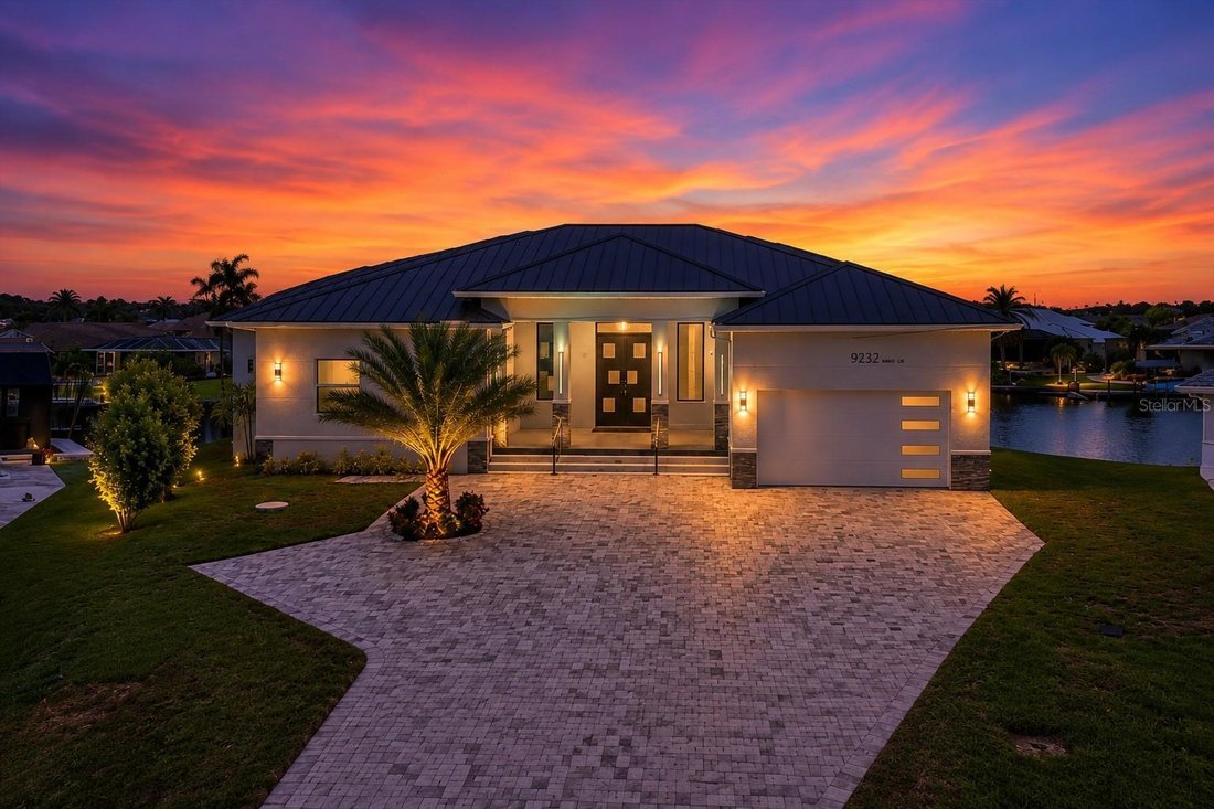 House in Port Charlotte, Florida, United States 1 - 18439476