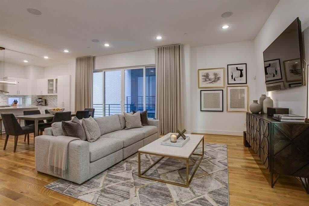 Townhouse in Dallas, Texas, United States 2 - 18243932