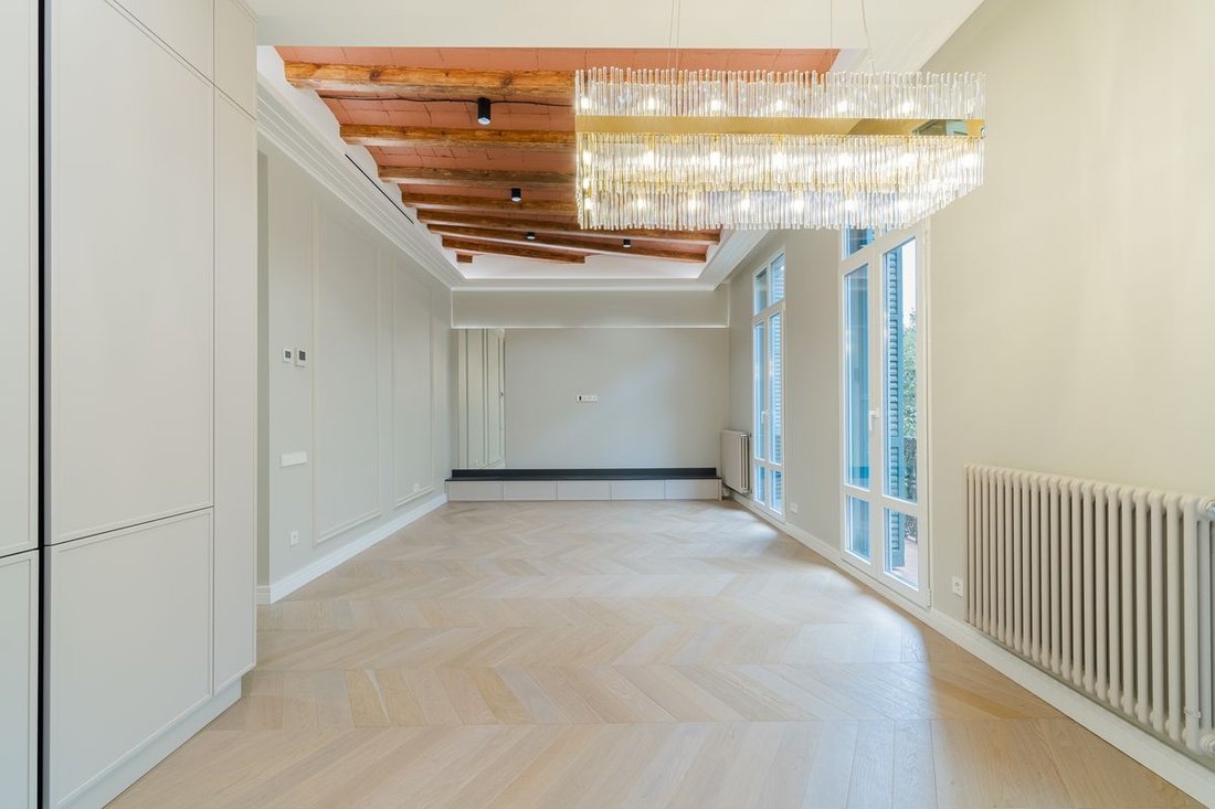 Appartamento a Eixample, Barcellona, Spagna 3 - 18734528