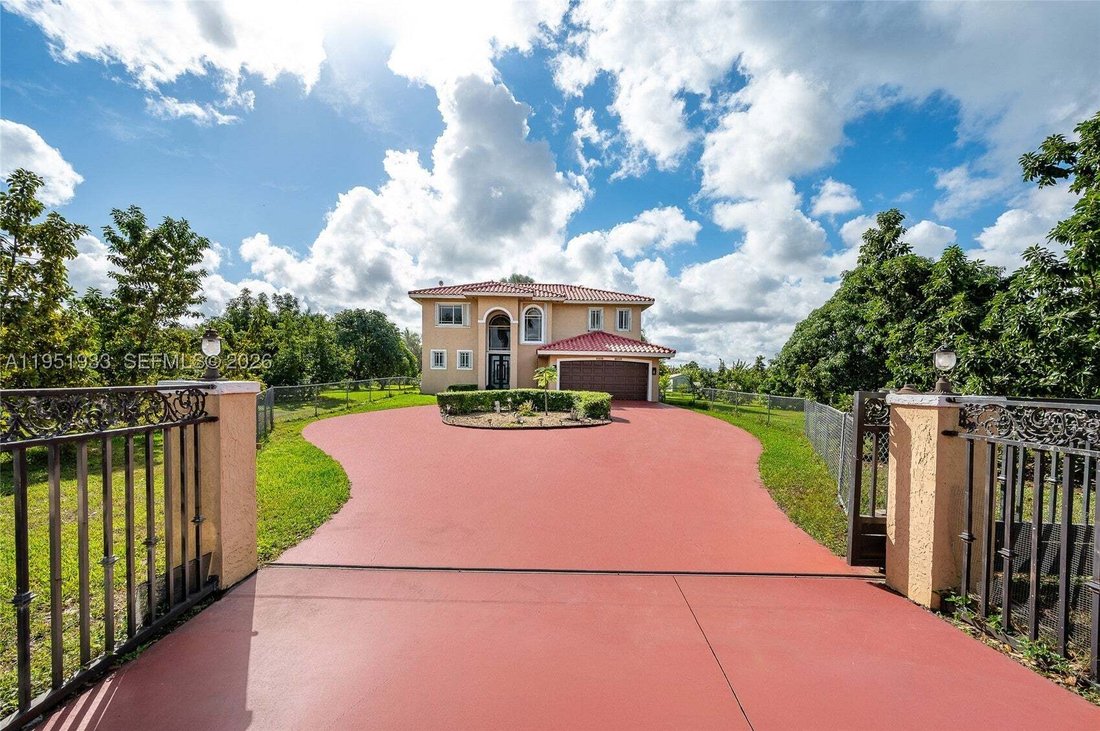 House in Miami, Florida, United States 1 - 17000824