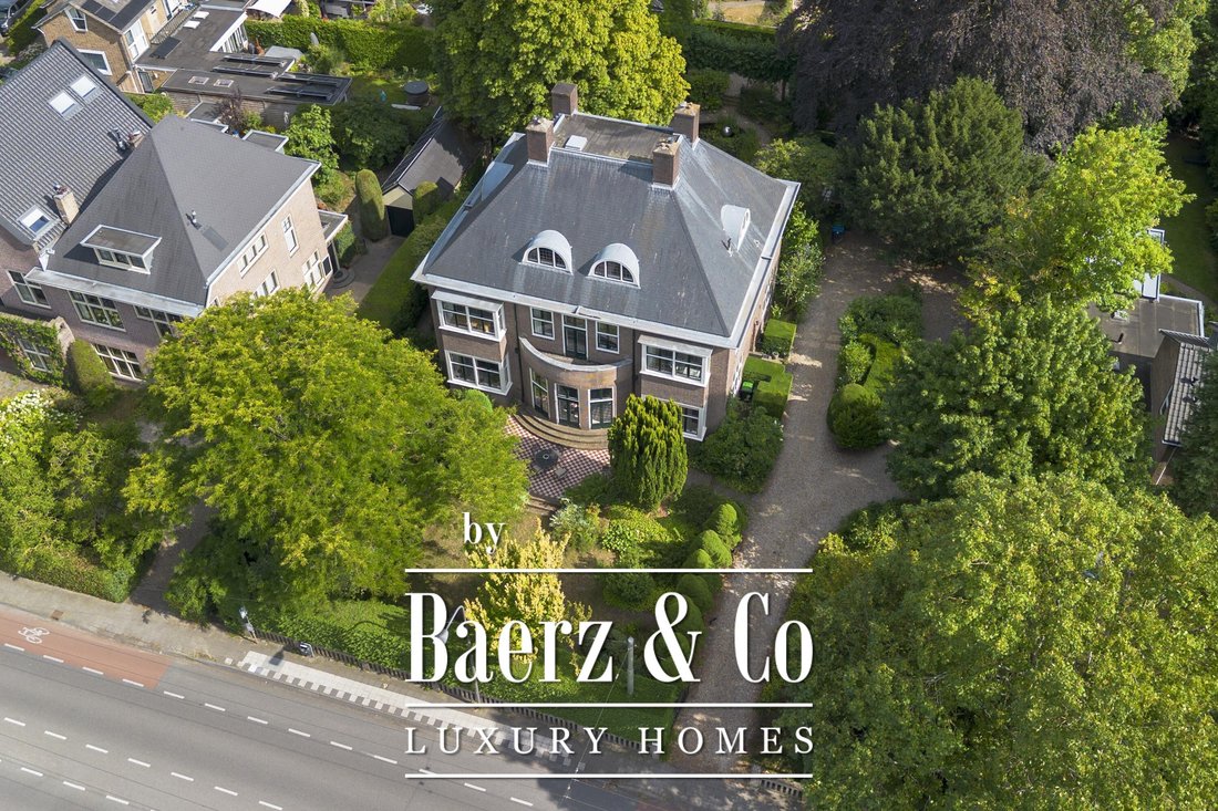 Villa à Velp, Gueldre, Pays-Bas 1 - 18737357