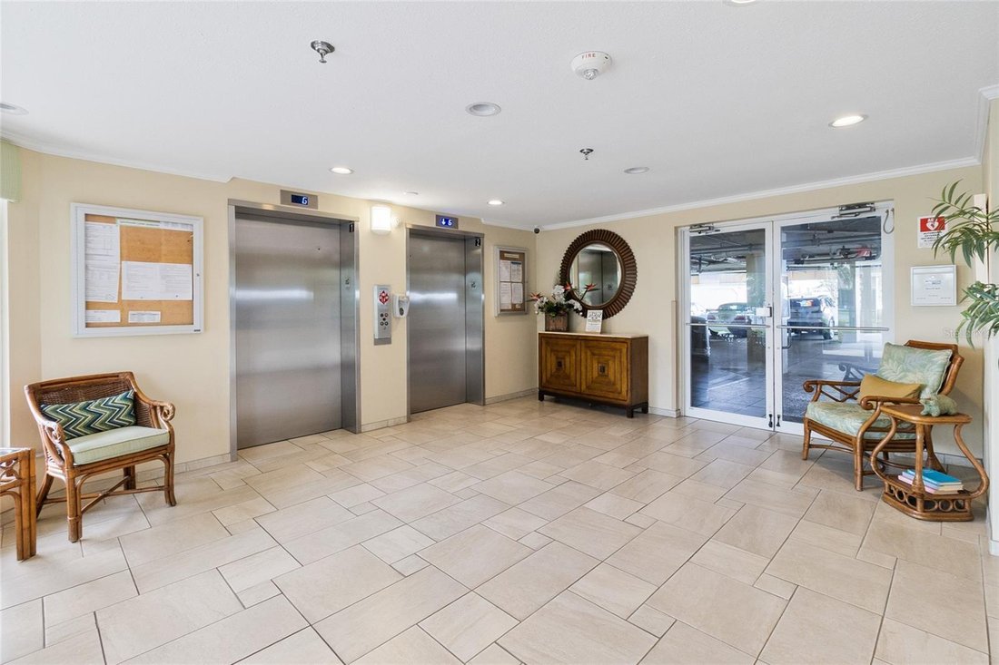 Condominio a St. Petersburg, Florida, Stati Uniti 5 - 18735127