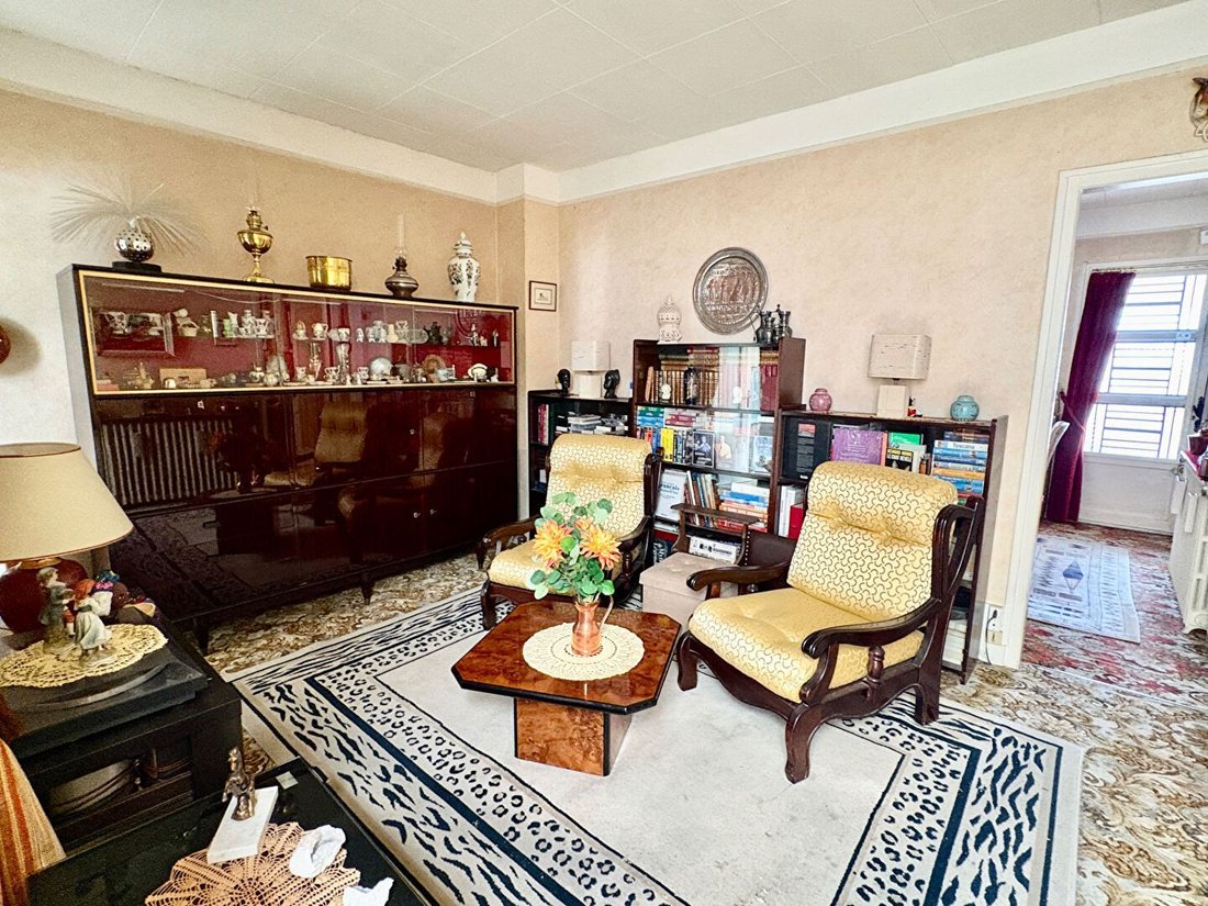 House in Centre Ville-Sarments, Châtillon, France 5 - 18737058