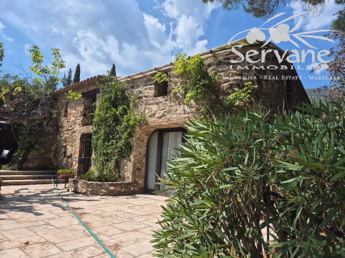 Villa in Le Plan-de-la-Tour, Provence-Alpes-Côte d'Azur, France 3 - 17331331