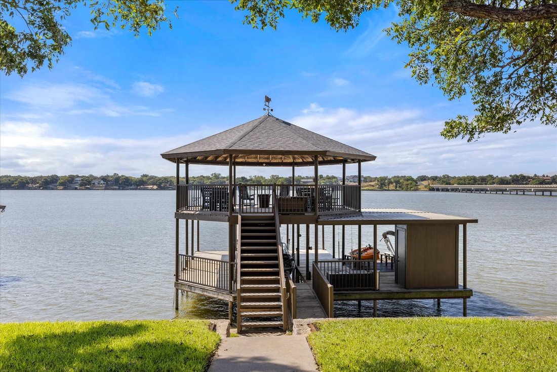 House in Granbury, Texas, United States 3 - 18735440