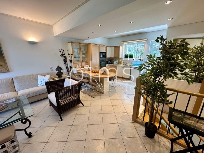 Apartment in Vouliagmeni, Attica, Greece 2 - 18735100