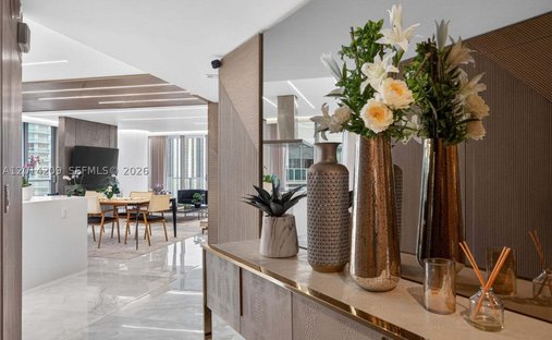 Eigentumswohnung in Sunny Isles Beach, Florida, Vereinigte Staaten 1