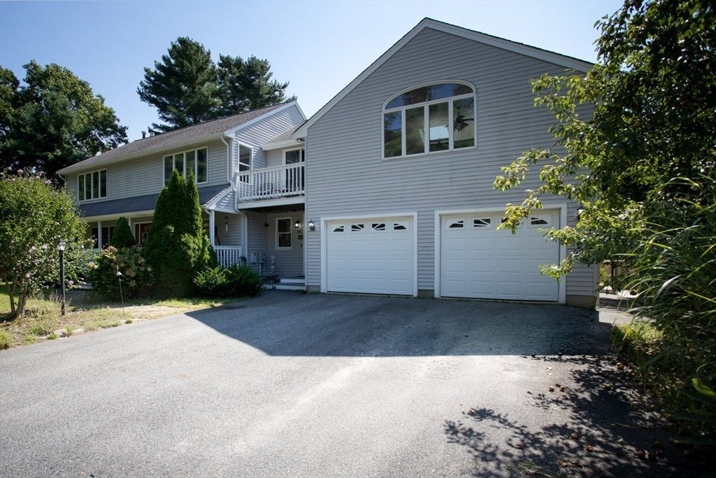 House in Wareham, Massachusetts, United States 5 - 18732658