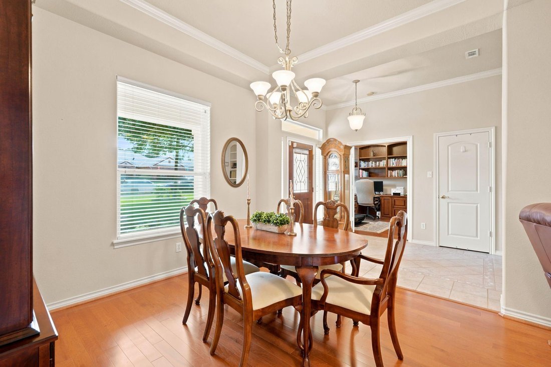 Casa a Conroe, Texas, Stati Uniti 5 - 18736348