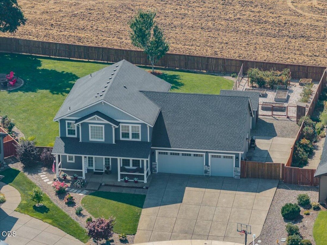 House in Albany, Oregon, United States 2 - 18732690