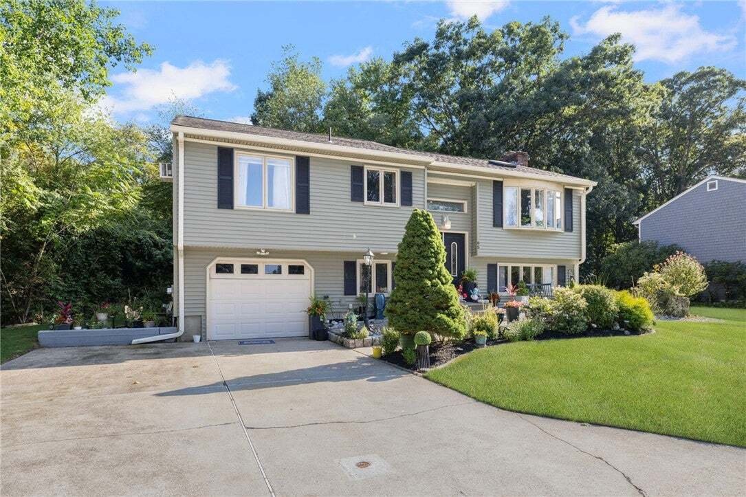 House in West Warwick, Rhode Island, United States 2 - 18731847