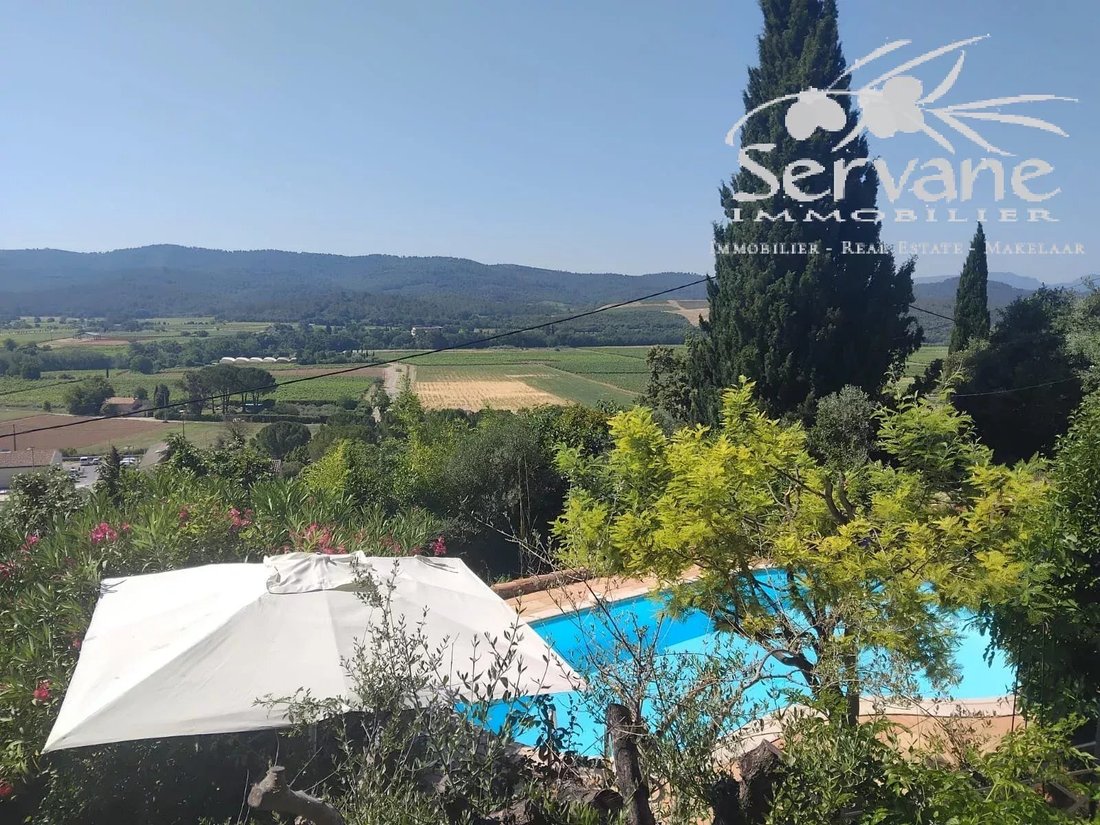Villa en Montfort-sur-Argens, Provenza-Alpes-Costa Azul, Francia 1 - 18055484