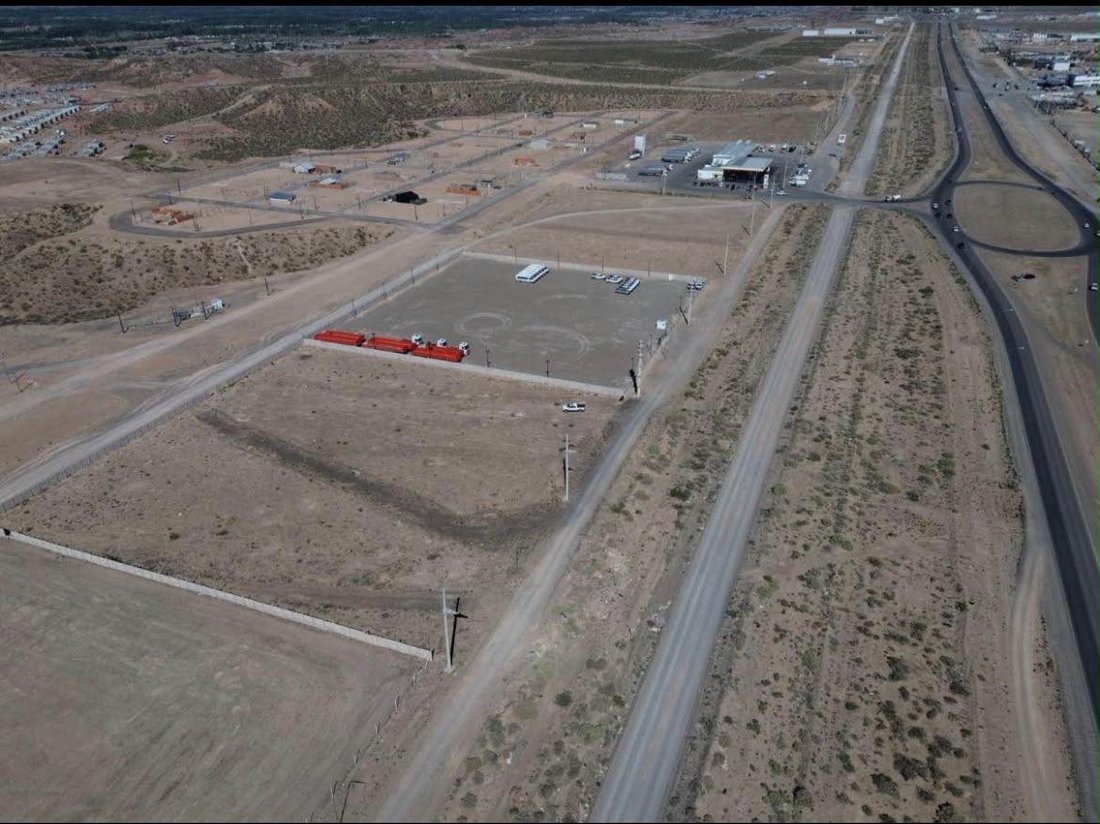 Terreno en Neuquén, Neuquén, Argentina 1 - 18733692