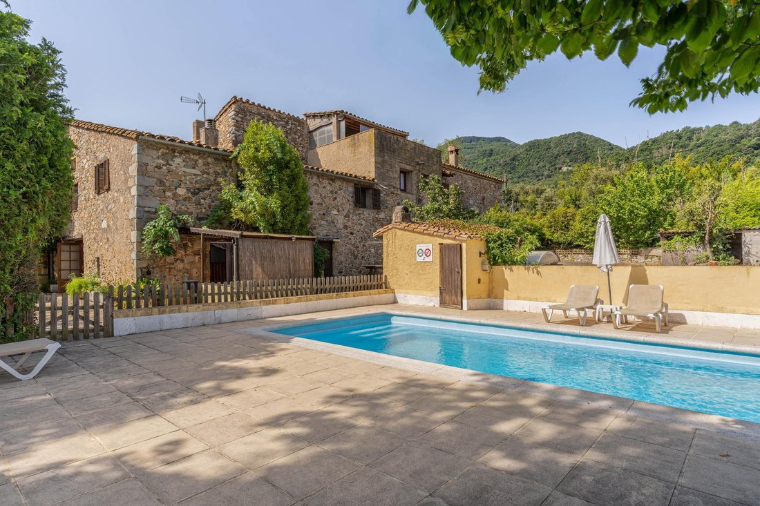 Casa de Campo en La Cellera de Ter, Cataluña, España 1 - 18732470