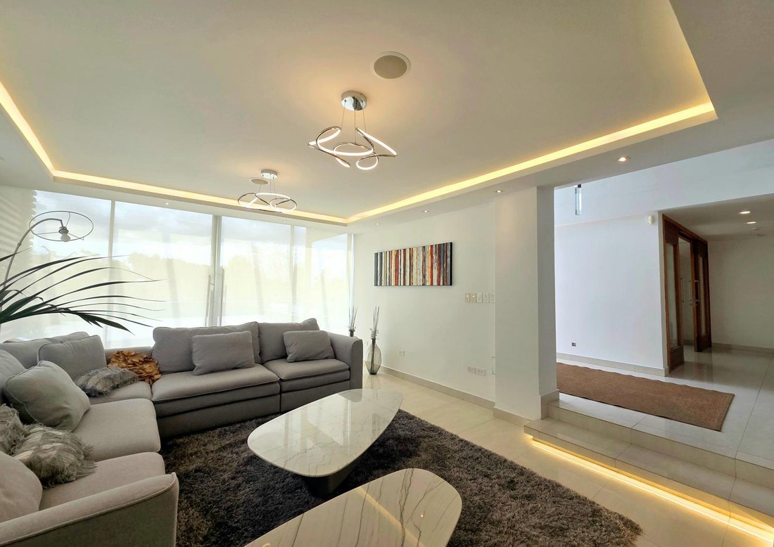 Haus in Quito, Provinz Pichincha, Ecuador 2 - 18737901