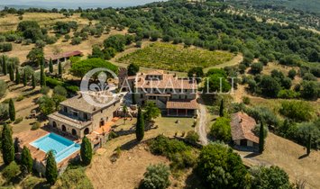 Country House in Piegaro, Umbria, Italy 1