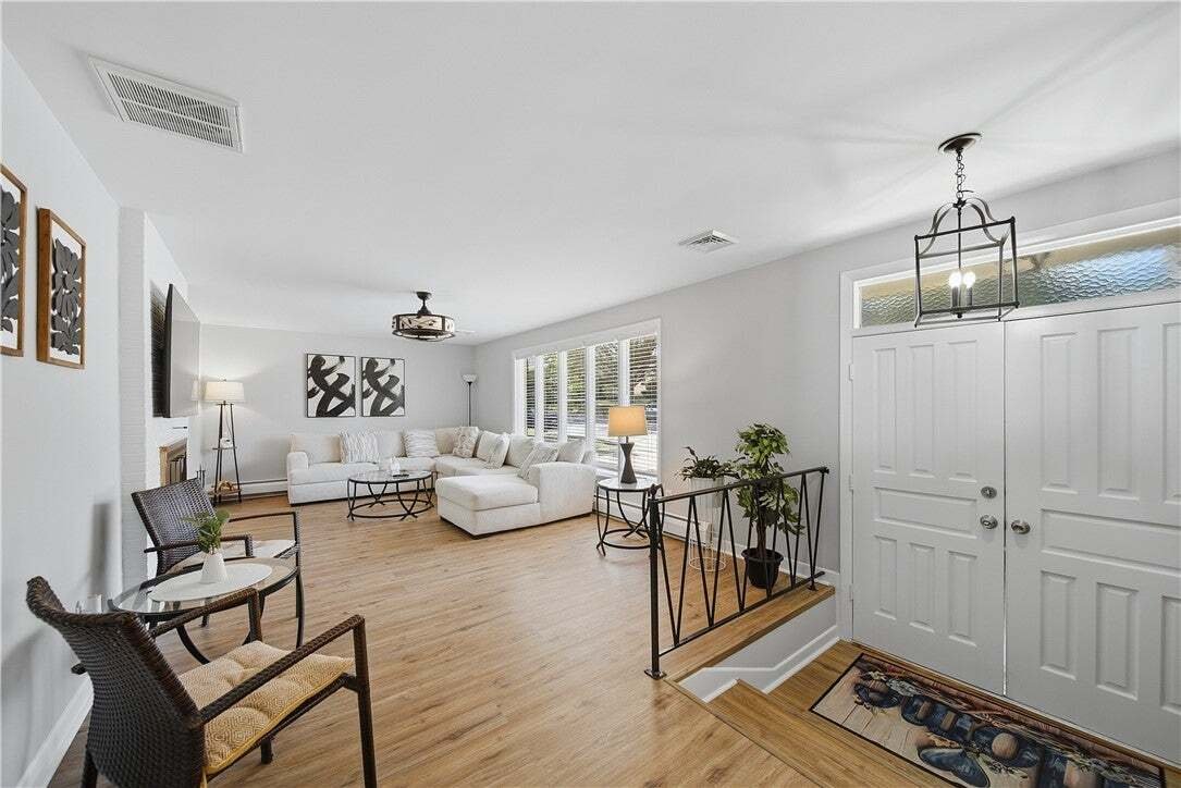 Casa a North Providence, Rhode Island, Stati Uniti 4 - 18731828