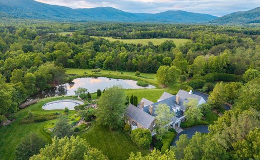 House in Crozet, Virginia, United States 1