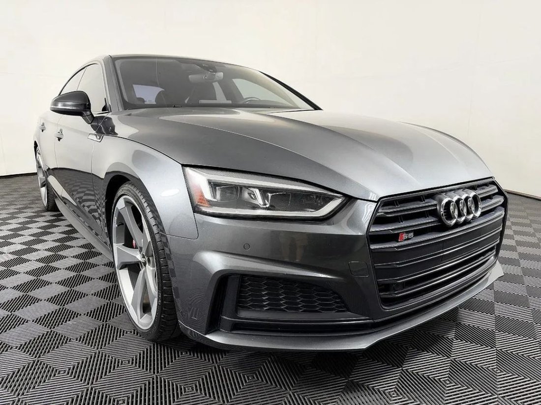 Sedan in Lynnwood, WA, United States 5 - 18737578