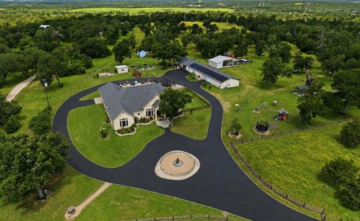 House in Elgin, Texas, United States 1