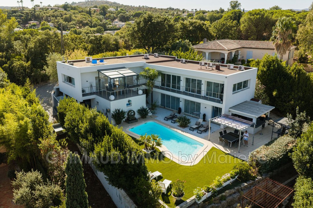 Villa in Centre Ville, Cogolin, France 1 - 18733216