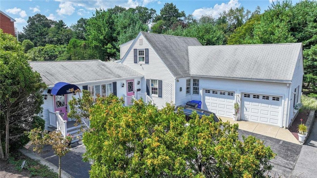 Casa a North Providence, Rhode Island, Stati Uniti 1 - 18734557