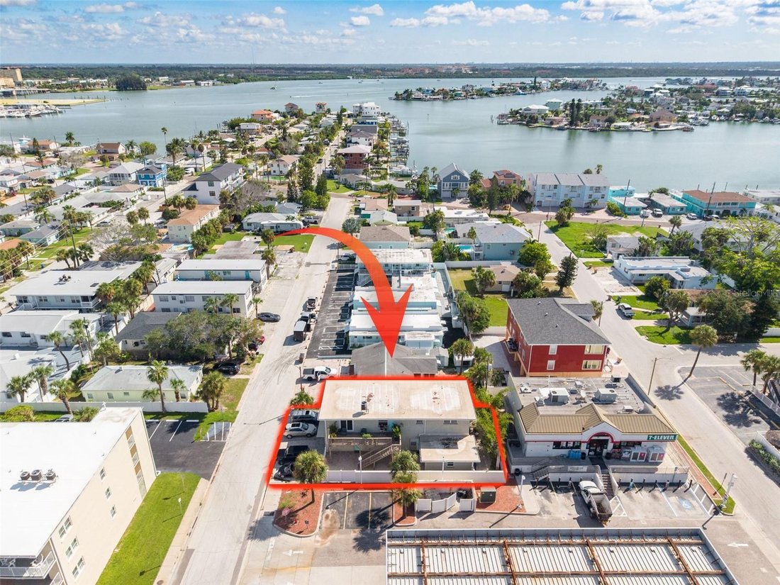 Madeira Beach, Florida, United States 4 - 18735087